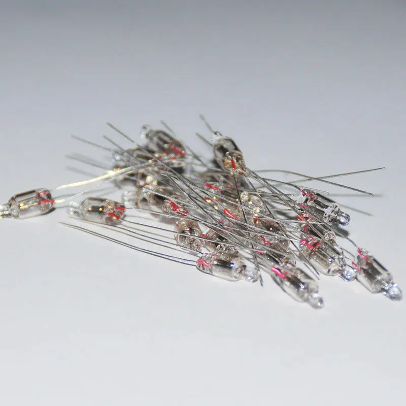 Bombilla de neón en miniatura, luz indicadora de neón, color rojo, pelo blanco, 20 piezas, 5 mm