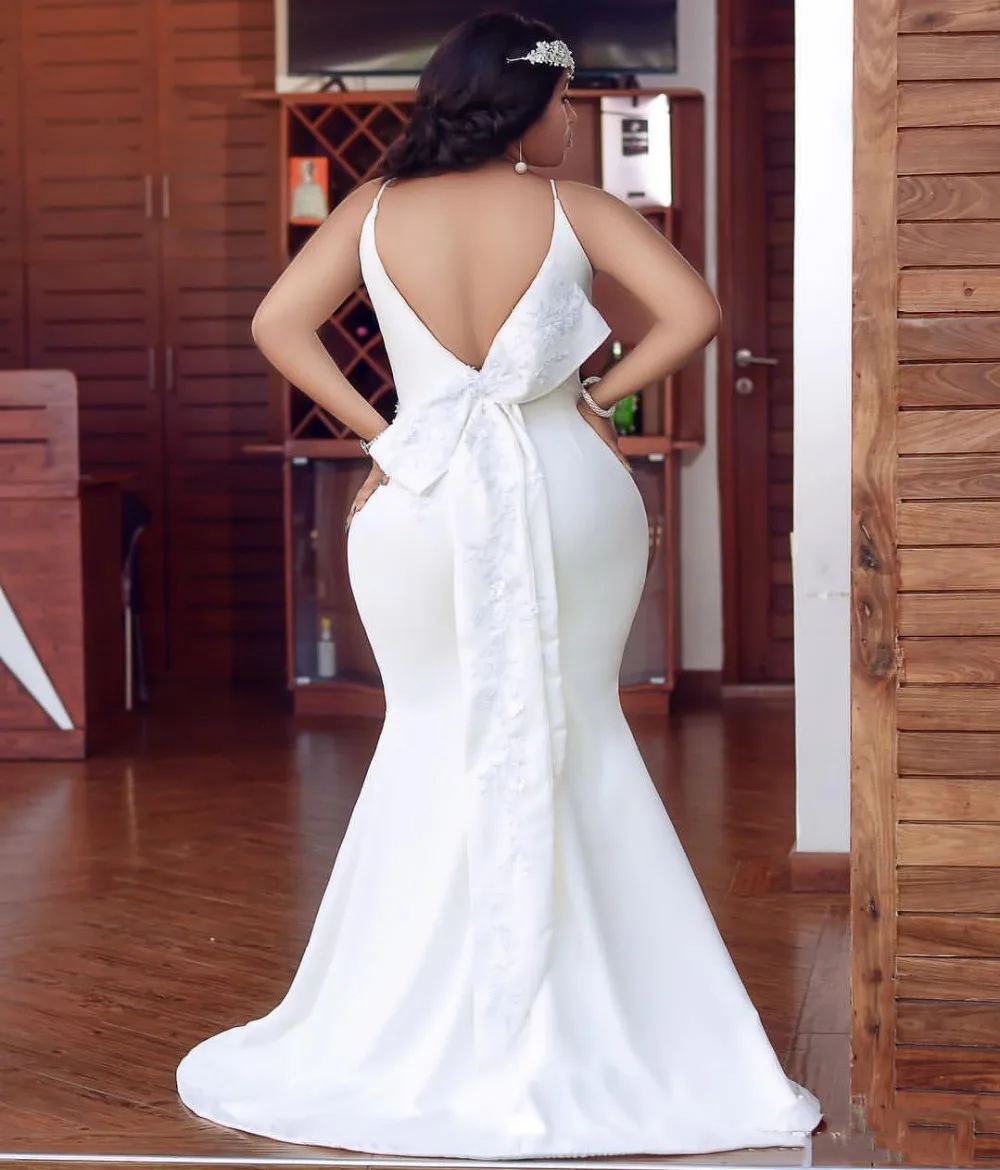 arabic-plus-size-prom-dresses-cheap-spaghetti-straps-backless-maid-of-the-honor-bridal-dresses-satin-cheap-evening-gowns-with-bow-appliques (2)