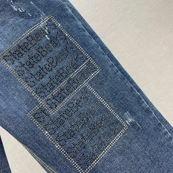 Spodnie Jeansowe Damskie Z Cyrkoniami - Slim 3