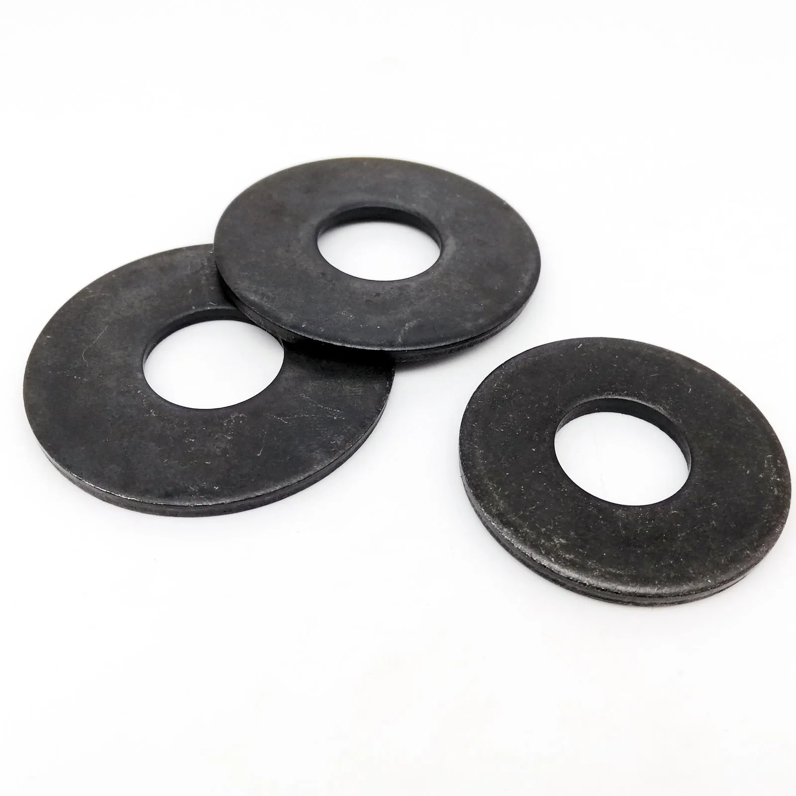 High-Quality Black Grade 8.8 Steel Oversized Flat Washers