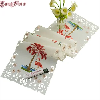 

Christmas Birthday Party Decorative Beige Color Flamingo Embroidered Table Runner Handmade Satin Cutwork Embroidered Table Cover