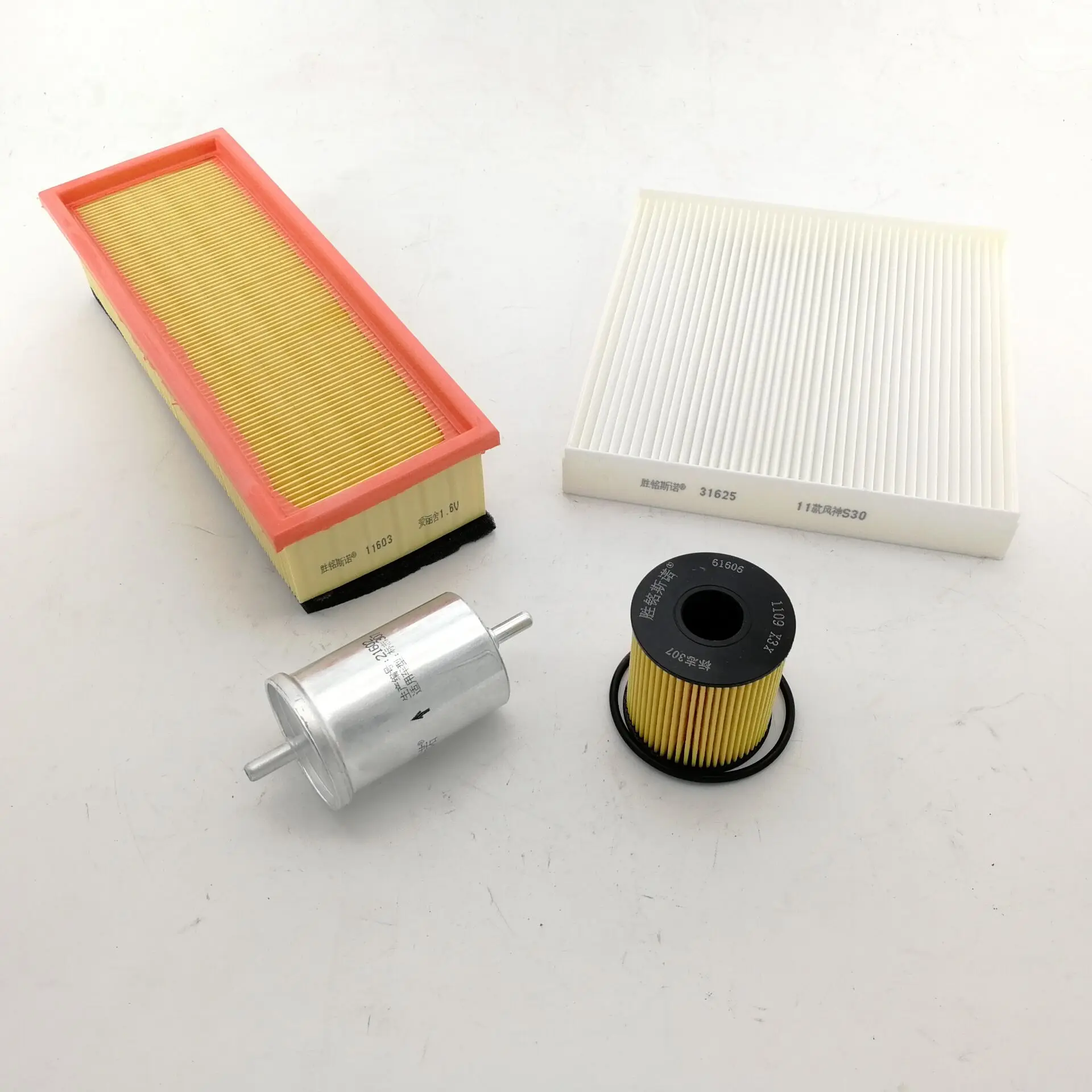4 pieces a set Air filter oil filter Air conditioning Fuel for DFM AEOLUS S30 FENGSHEN S30 1.6L