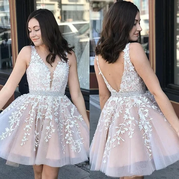 

2020 Short Prom Dresses V Neck Lace Appliqued Sleeveless Beaded Mini Cocktail Party Dress Homecoming Gowns Plus Size Party Dress