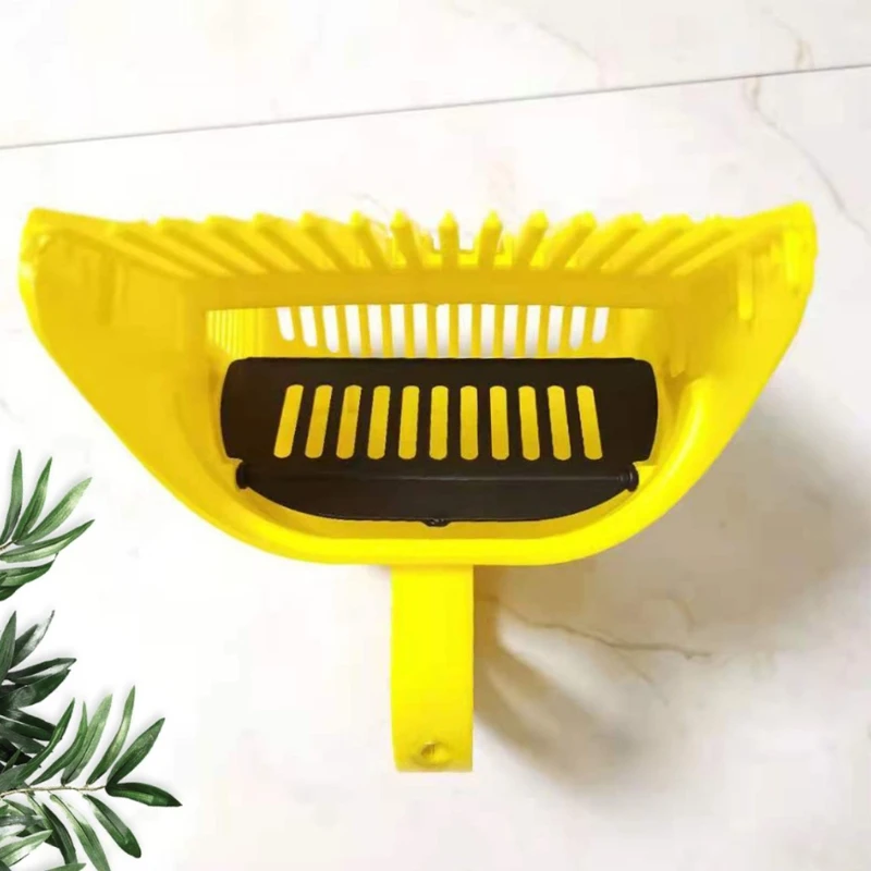 Super Practical Yellow Picker Plastic Comb-shaped Blueberry Rake for Harvesting Fruits Picking Tools Farm Supplies