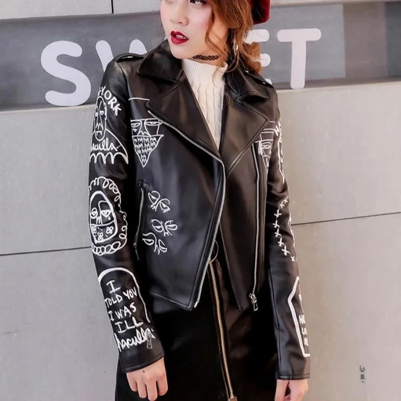 

2020 New Pu Leather Embroidery Jacket Women Biker Slim Fit Short Coat Autumn Street Stand Collar Zipper Faux Leather Outerwear