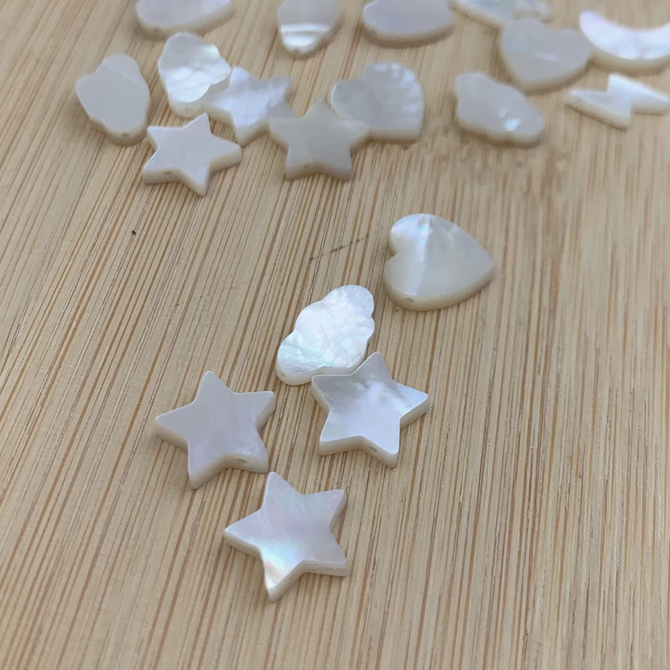 Deco Murale Ananas En Coquillage Naturel Et Blanc - Cauri | Fabrique De