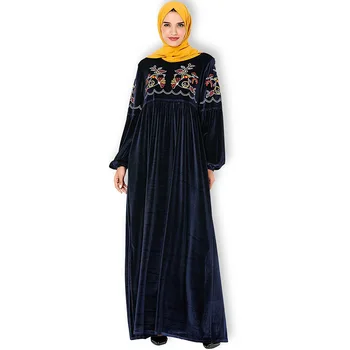

Middle East loose large size long sleeve women's robes embroidered dress Arab Saudi Muslim gold velvet folds conservative dress
