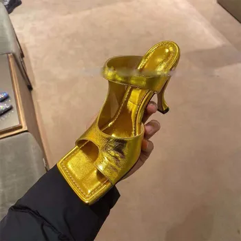 

2020 Summer New Women's Sandals Rome Thong Lady Slippers Slides Shoes Soft Leather Flip-Flops Women Square Head Thin High Heels