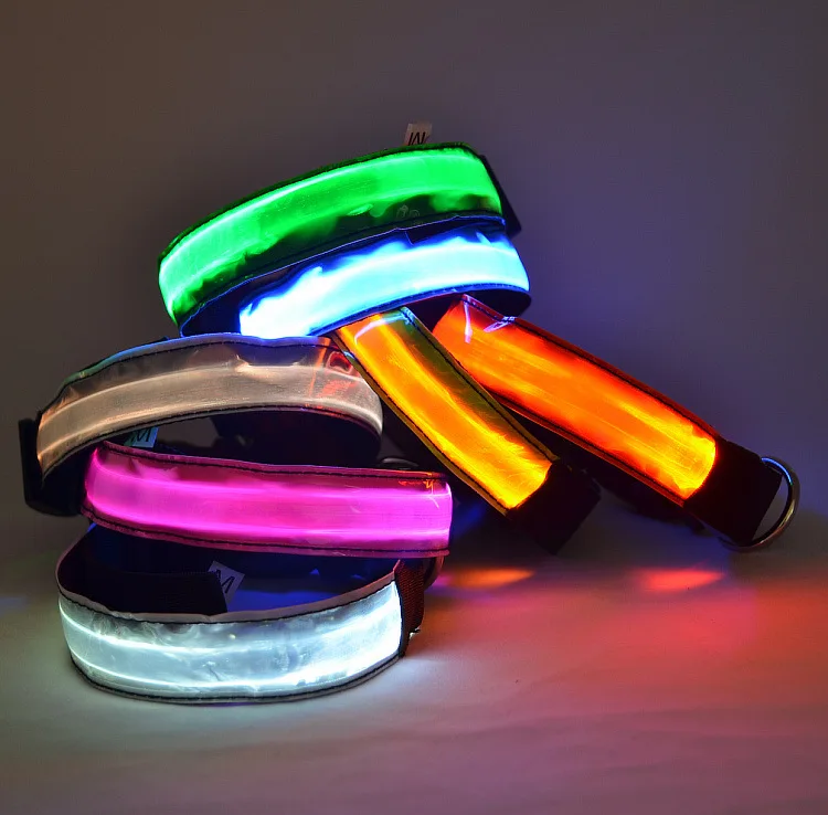 

Night Travel LED Pet Luminous Collar Night Light Flash Dog Cat 6 Code 5-Color with Battery
