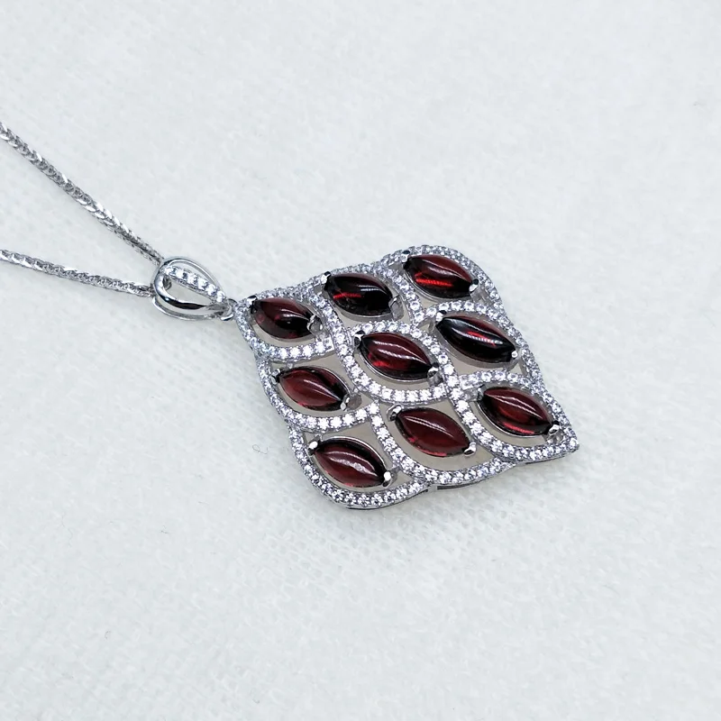 Натуральный кулон с гранатом Мозамбик, драгоценный камень большого размера, серебро 925 пробы, хорошее ювелирное изделие с подарочной коробкой для женщин, повседневная одежда - Цвет камня: garnet pendant