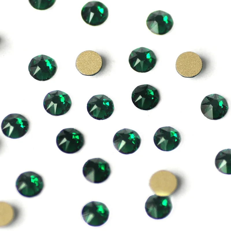 YANRUO Crystal 8 big+ 8 Small Facets Emerald Glass Decorations for Nail Design Nail Rhinestones Stones DIY