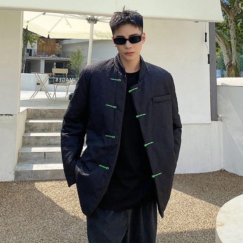 

Winter Thick Embossed Pleated Chinese Stand Collar Buckle Men Japan Streetwear Cotton-padded Jacket Vintage Warm Parkas Coat Man