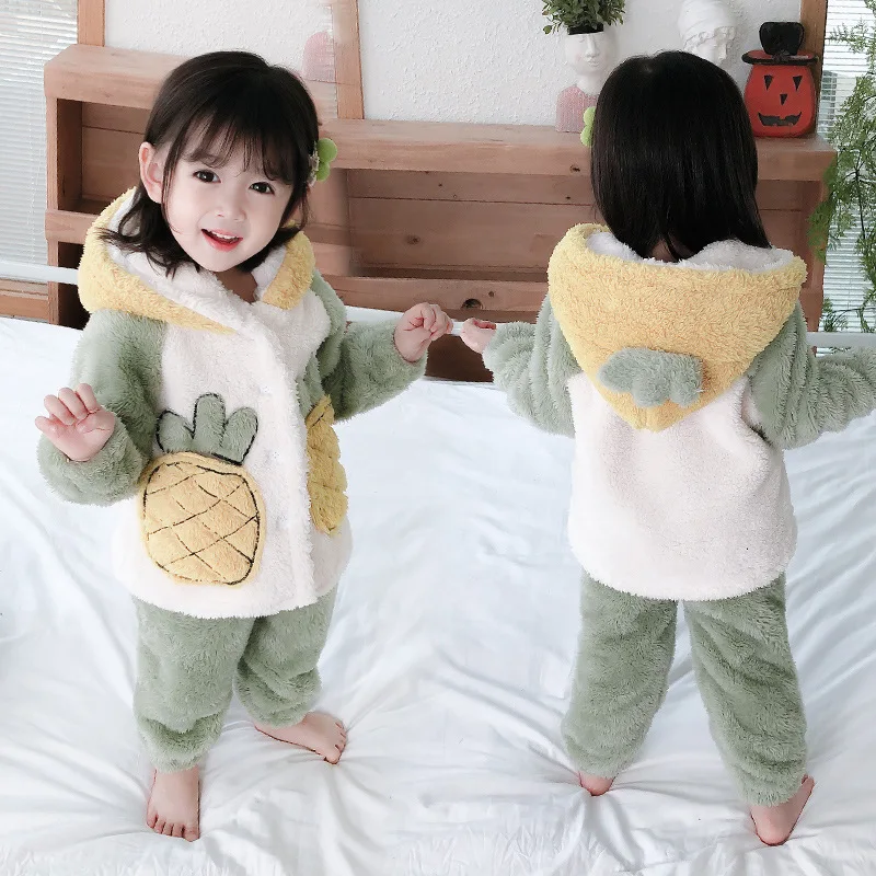 

Female Baby Pajamas Winter Coral Velvet Set Girls Autumn and Winter Thick Winter Style Strawberry Children Flannel Home Services