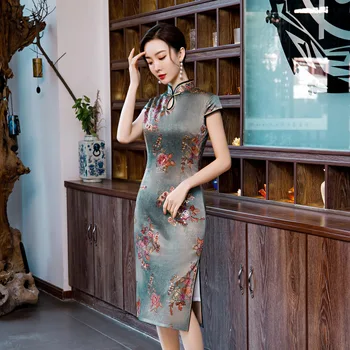 

New Plus Size Rayon Short Chinese Traditional Women Qipao Vintage Oriental Female Cheongsam Novelty Chinese Formal Dress M - 4XL