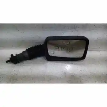 

RIGHT REARVIEW FIAT ONE (146)