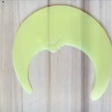 9 см Сияющий Большой Луна ночник пластмассовый стерео флуоресцентные настенные наклейки синий зеленый свет Горячая оптом