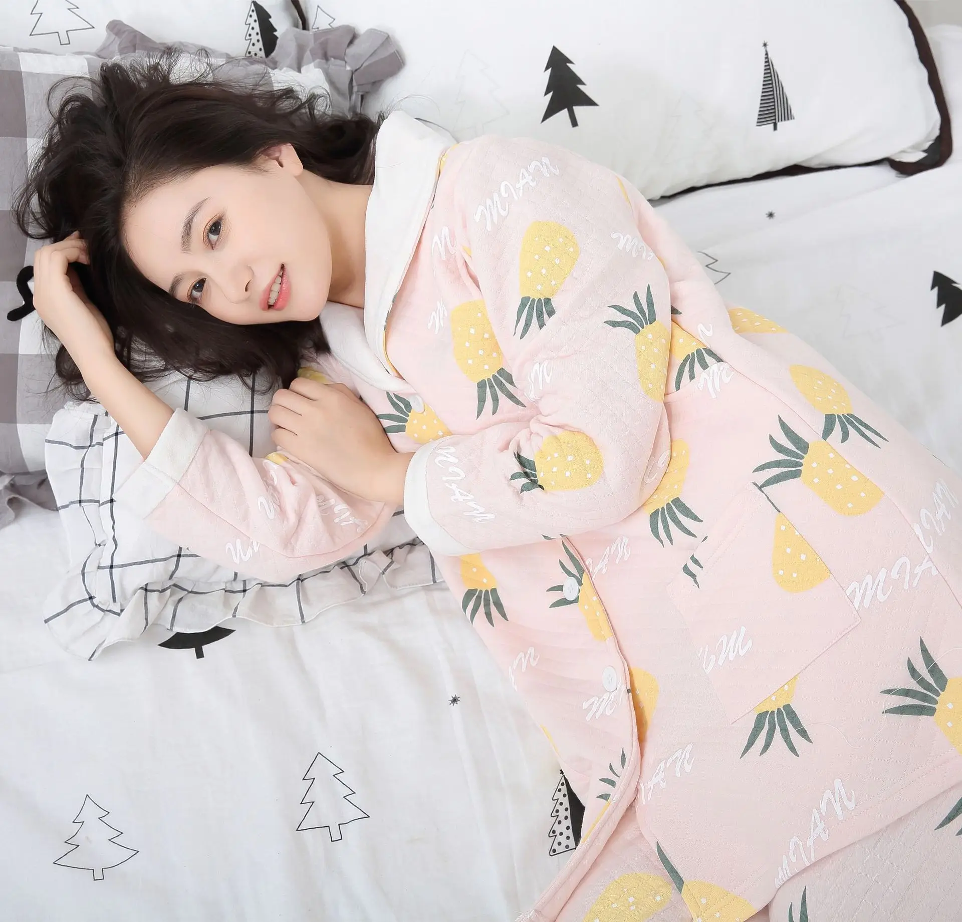 Autumn and winter pregnant women cotton padded pajamas breastfeeding suit pregnant women V-neck clothing maternity dress