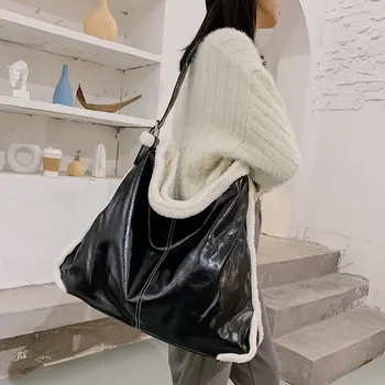 

Brand handbags 2020 winter new large-capacity tote bag fashion oil wax leather shoulder bag luxury designer ladies handbag
