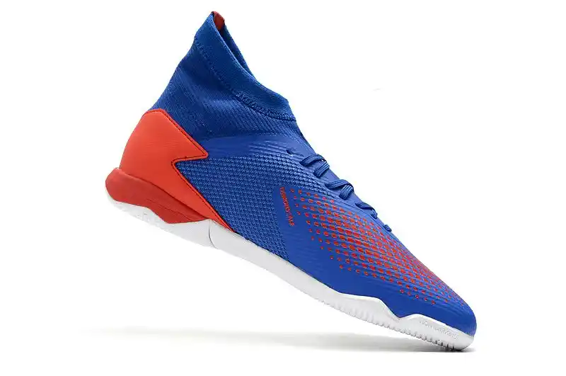 laceless predator football boots