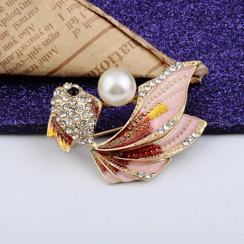 Animal Brooch Goldfish Brooch Fashion Rhinesonte Pearl Fish Pin Brooches Accessories