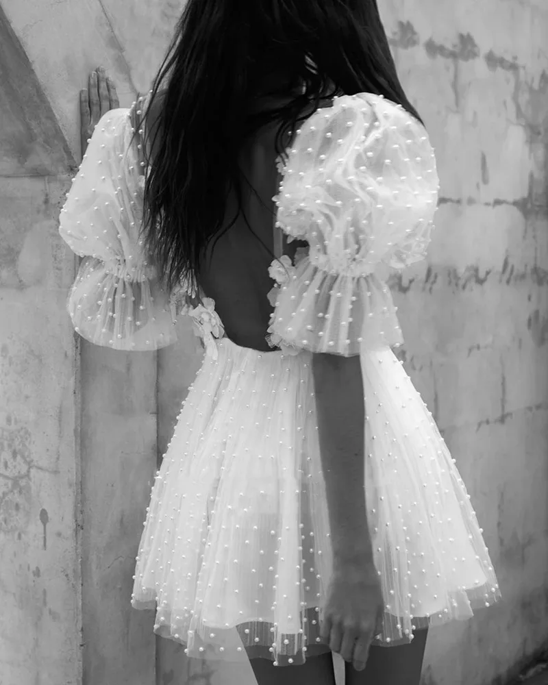 Short Wedding Dresses Plunging V-Neck Half Sleeves Pearls Flowers Mini Bride Dresses Sexy Backless Illusion Formal Wedding Gowns