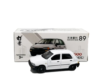 

1:64 Daihatsu CHARADE White Diecast Model Car