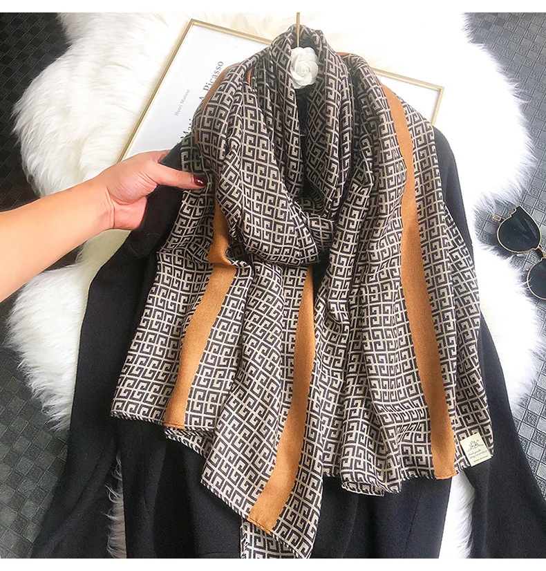 

2021 Newest Women Geometry Printed Pattern Cotton Brand Scarf Luxury Scarf Shawls Wraps Hijabs Scarf