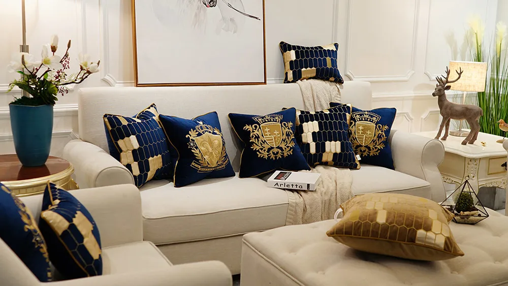 Вельветовая наволочка с вышивкой Avigers, роскошная Европейская наволочка для подушки, Золотая наволочка с геометрическим рисунком, декоративная подушка для дивана
