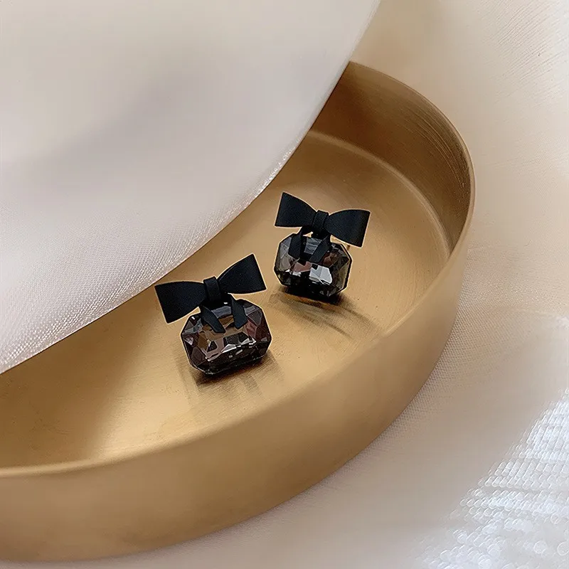 Women Earrings Jewelry Joker Square Crystal Geometric Bowknot Black Korean Fashion Shiny
