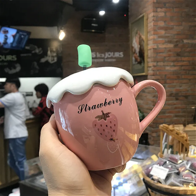 D Мультяшная Милая Клубничная керамическая чашка с крышкой Ложка Корейская креативная девушка сердце Студенческая офисная чашка для завтрака молока кофейная чашка подарок - Цвет: D