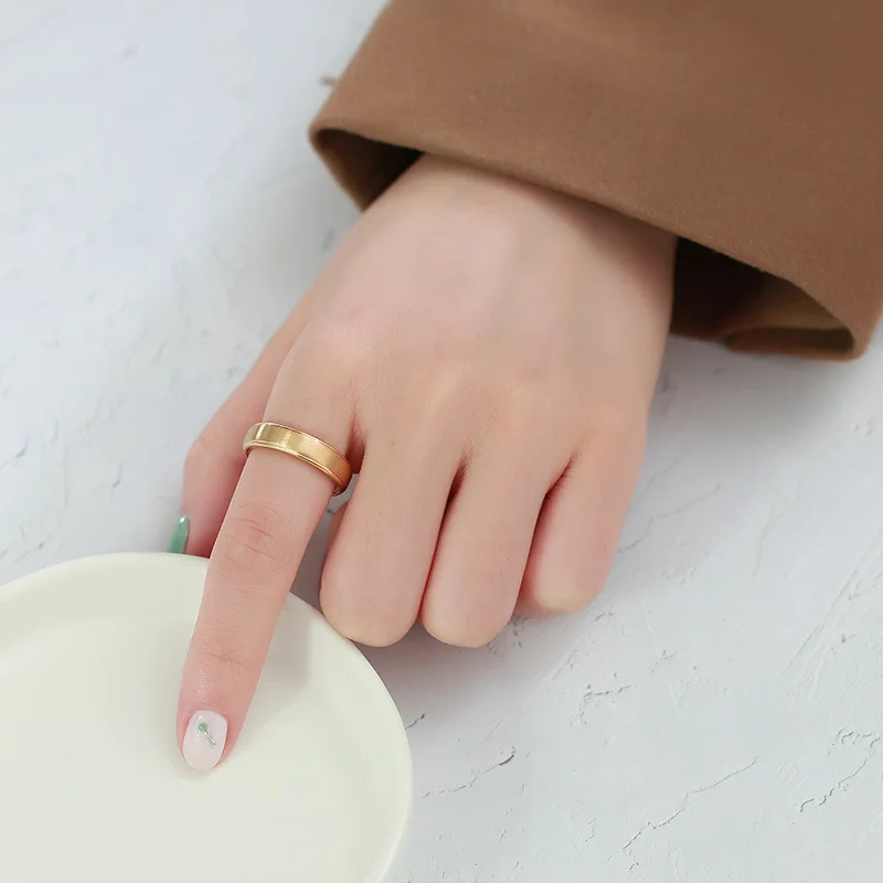 6mm Tungsten Carbide Ring for Men Gold Color Matte Brushed Wedding Band Engagement Ring Jewelry