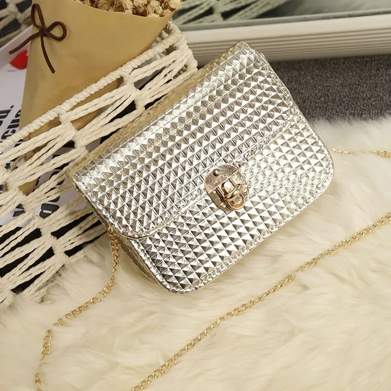 

Fashion New Style Europe And America Pu Bright Surface Indentation Pattern Square Sling Bag Lock Chain Shoulder Oblique Bag WOME