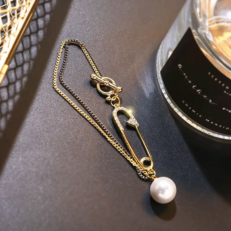 15791684568_1661689113