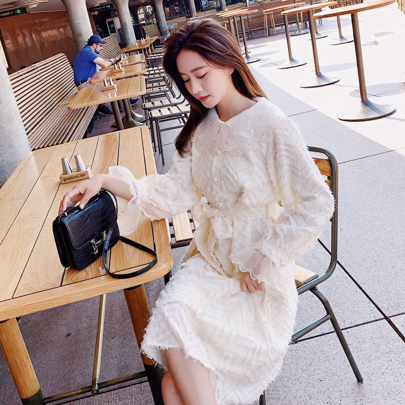 

Photo Shoot INS Very Fairy Lace Tassels Fairy Skirt Sweet Peter Pan Collar Waist Hugging Lace-up Beige White Slim Dress