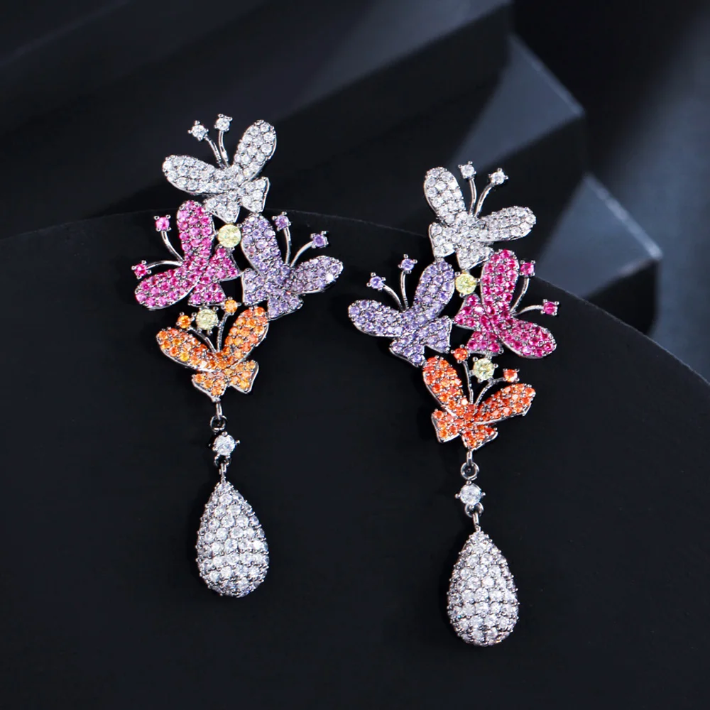 ピアス DSQUARED2 Bow crystal long earrings Multicolor Dsquared2 Bow Crystal Long Earrings | italist