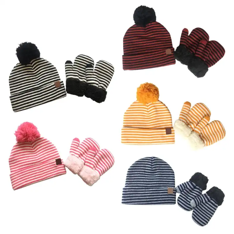 infant hat and gloves set