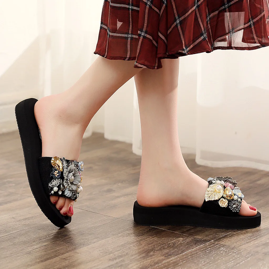 

2020 Women Bohemia Style Slippers Summer Flower Crystal Beach Casual Shoes Outdoor Low Heel Platforms Slipper Hawaiian Vacation