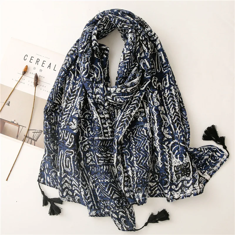 Fashion Navy Blue Paisley Floral Tassel Viscose Scarf Lady Autumn Shawls and Wraps Pashmina Hijab Bufandas Muslim Sjaal 180*90Cm