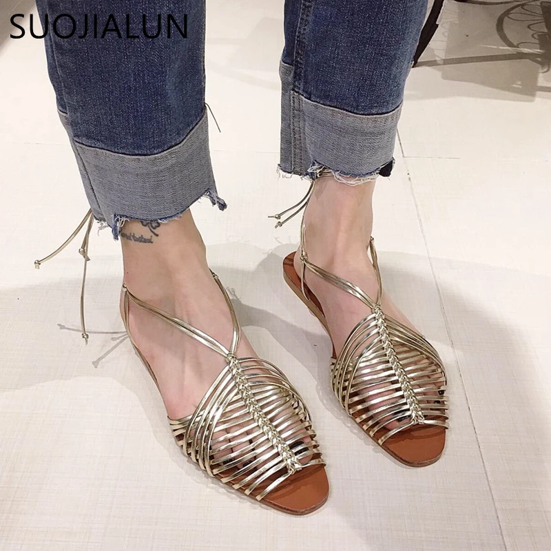 

SUOJIALUN 2020 New Brand Design Women Sandals Fashion Narrow Band Flats Casual Gladiator Sandals High Quality Summer Beach Slide