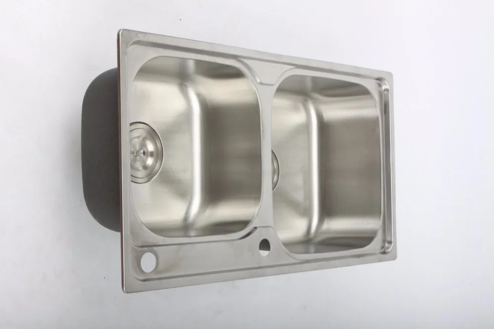 2301510762_618073152