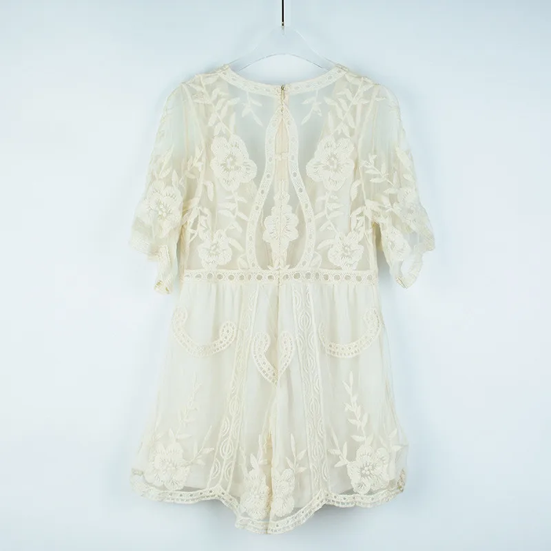 12387197005_141970380