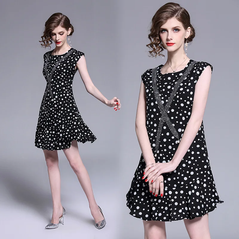 

2019 Spring And Summer New Style Fashion Polka Dot Chiffon Diamond Set Pearl Cross Fishtail Elegant Slimming Fashion Dress