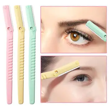 

Eyebrow trimmer J4O3