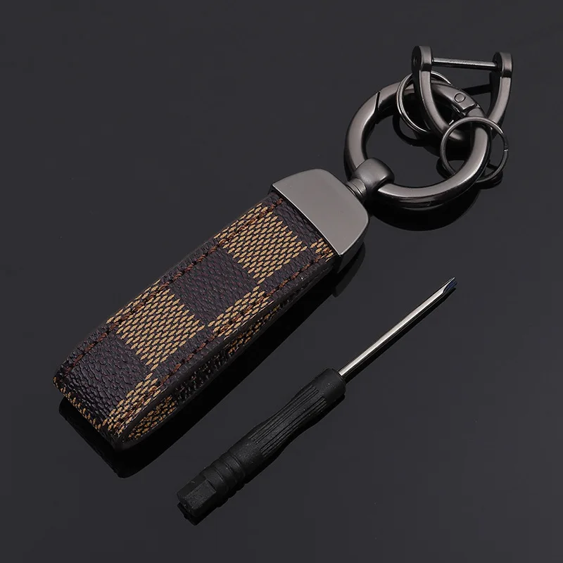Fashion Europe and the United States trend old float car key chain car leather key ring chain ring pendant - Название цвета: Цвет: желтый