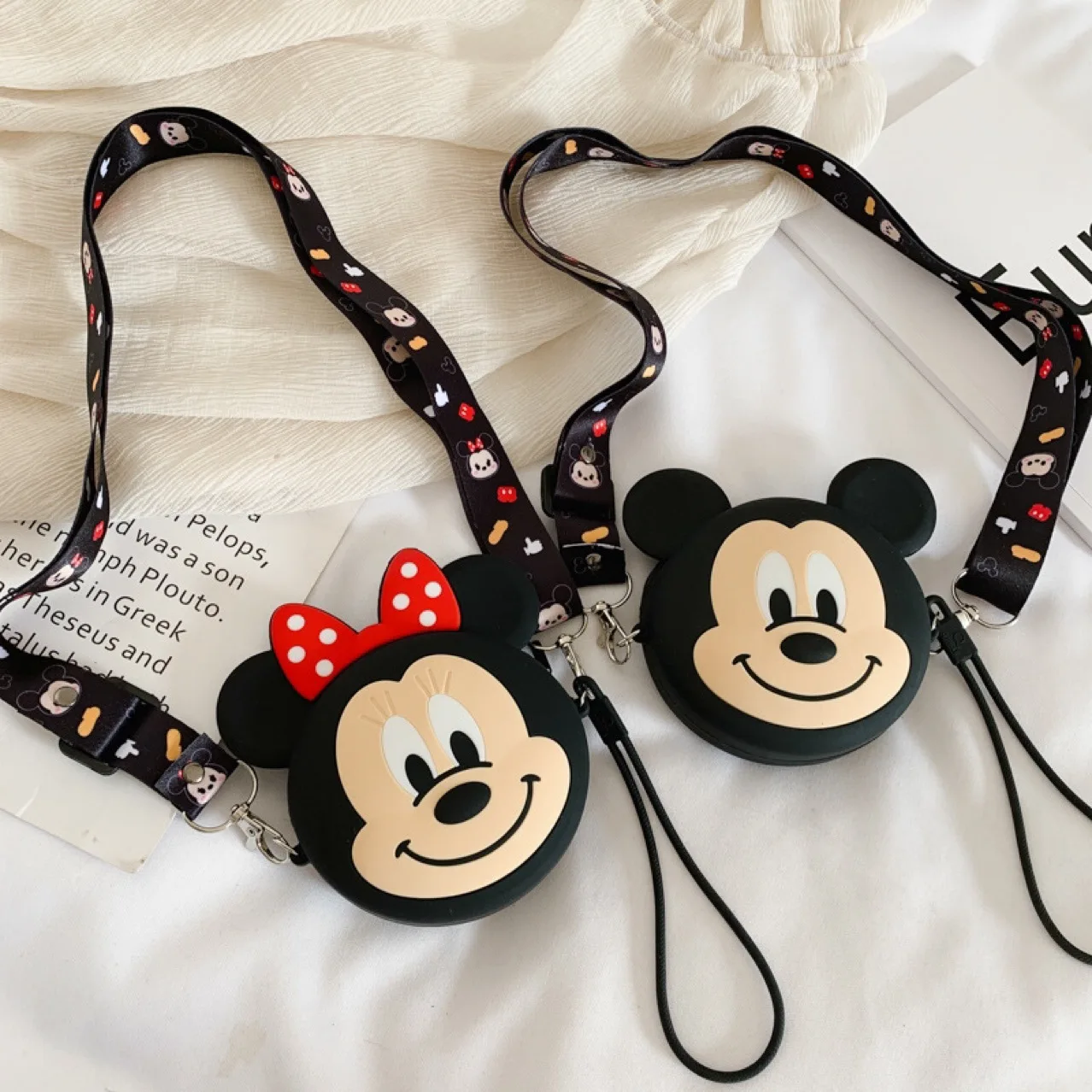

Disney Mickey Mouse toys Cartoon Bag Coin Purse Minnie Boy Girl Coin Bag Children Cartoon Bag Disney Mickey Mouse Shoulder Bag
