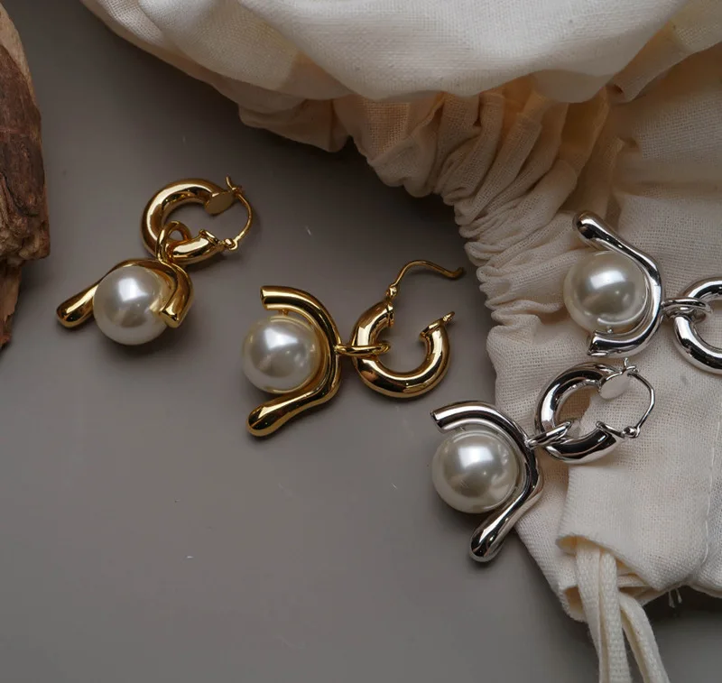 16351996708_476452910