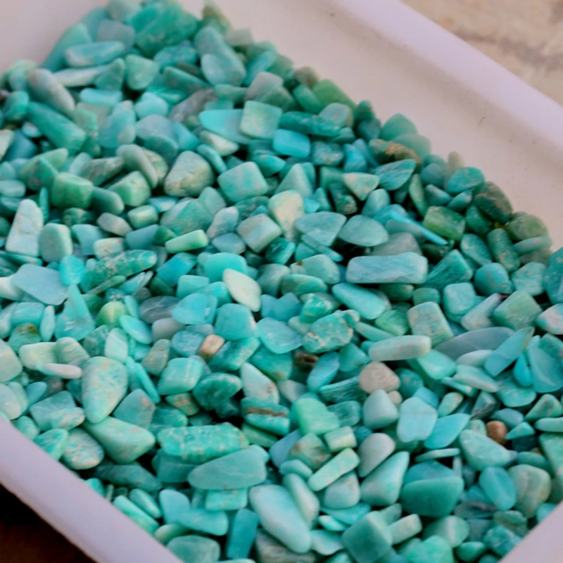 

Natural Amazonston Crystal Gravel Indoor Decoration Fish Tank Landscaping Amazon Stone Buddhist Offering Energy Rough Stone