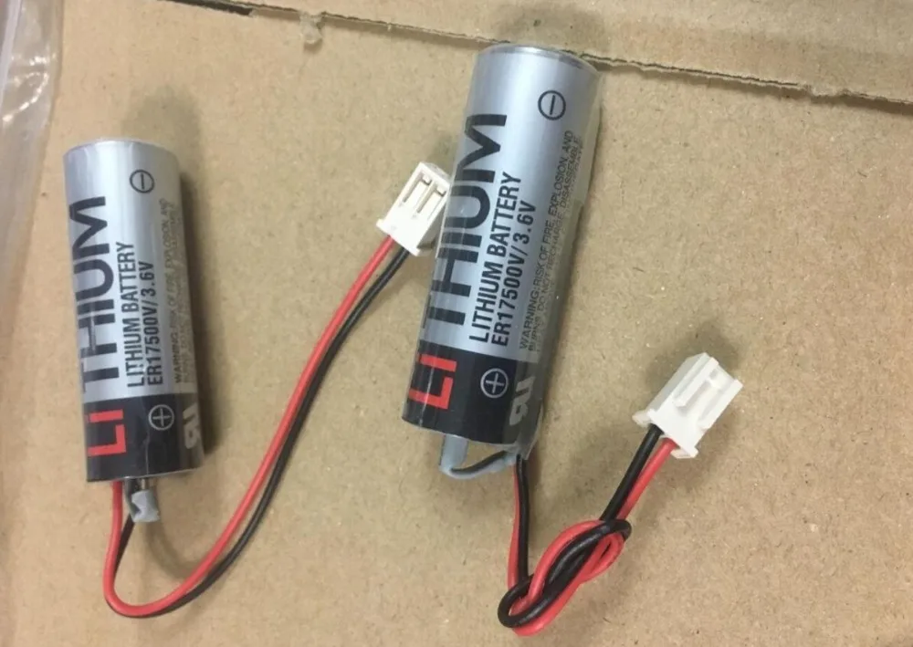 ER17500 3,6 V ER17330 3,6 V CR17335SE-R 3,0 V и