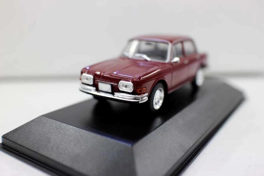 HTB1beM_JVmWBuNjSspdq6zugXXaF