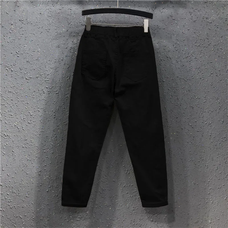 Black tether style